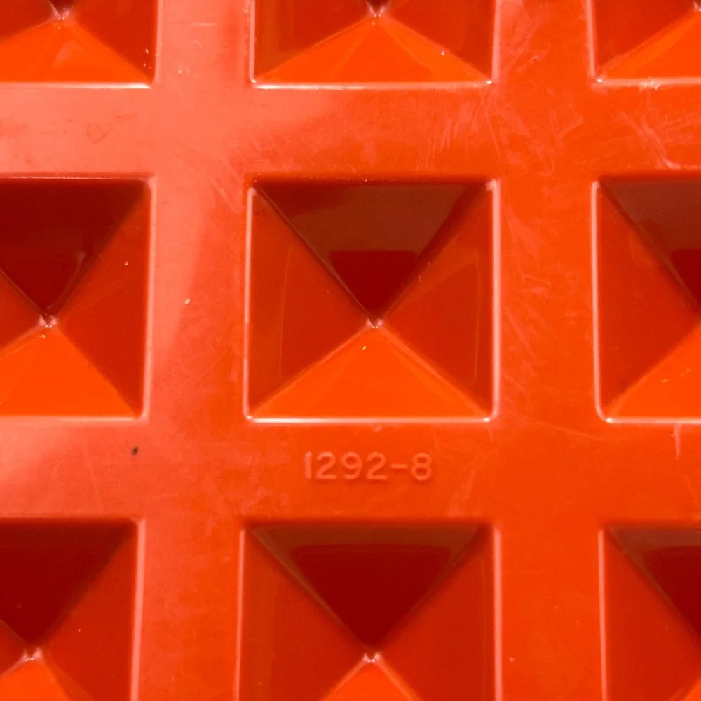 Vintage Tupperware Season-Serve Marinating Container 1292-8‎ Orange White Lid